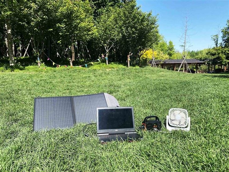 60W 접이식 태양 전지 패널 USB DC 출력